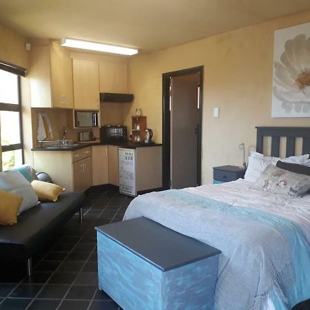 Appartement Studio@104 à Mossel Bay Extérieur photo