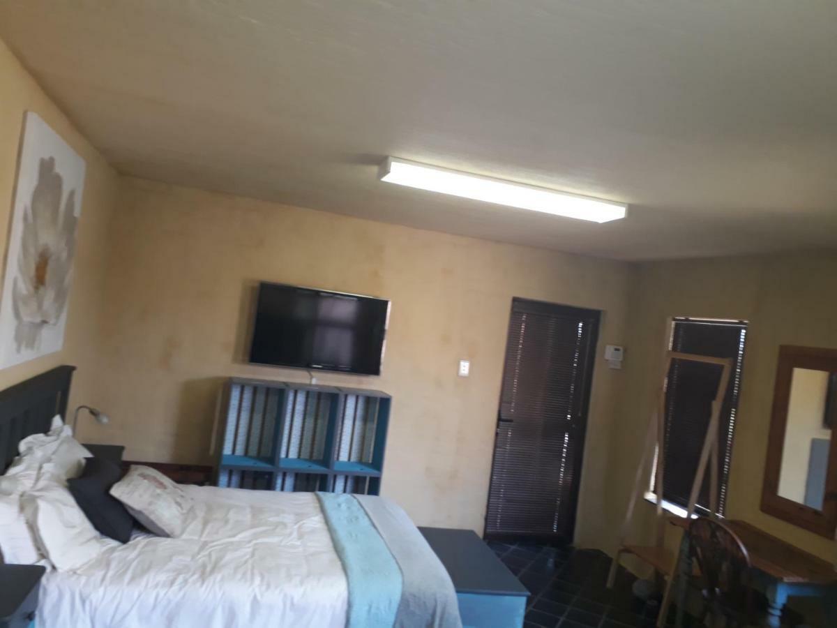 Appartement Studio@104 à Mossel Bay Extérieur photo